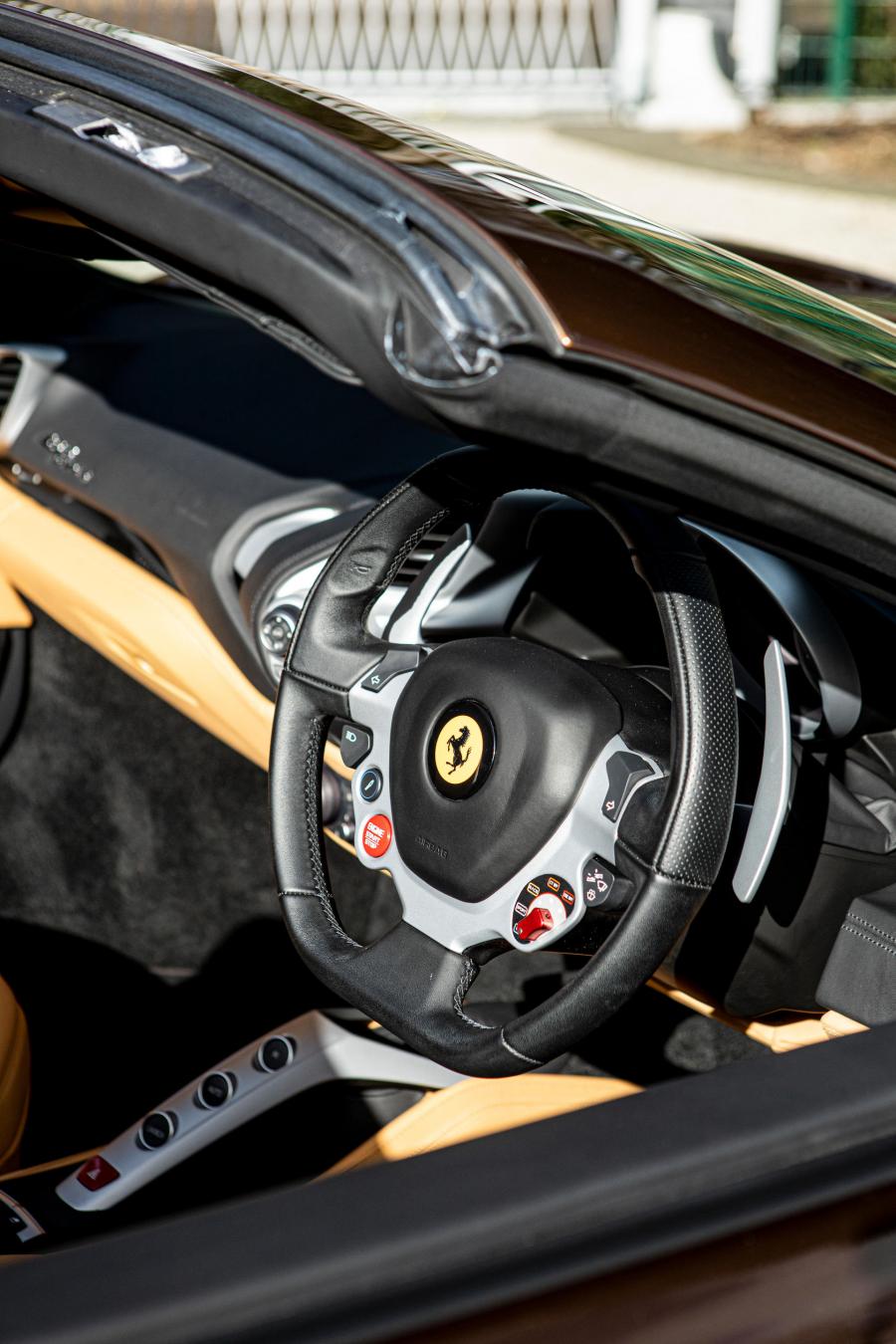 Торпедо Ferrari 488 Spider The Tartan (234246) 2018 года  (фото 23 из 25)